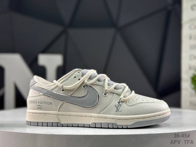 Nike SB Dunk Low - Highly Recommended Original Factory Product. Made with origi