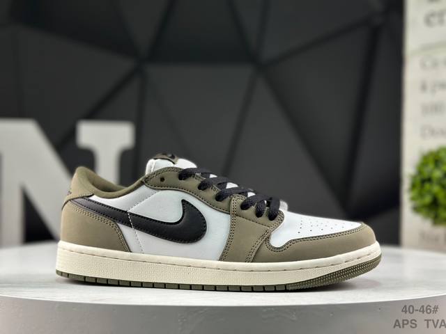 Nike Air Jordan 1 Low AJ1, a trendy and casual sneaker. Perfectly crafted AJ1 l