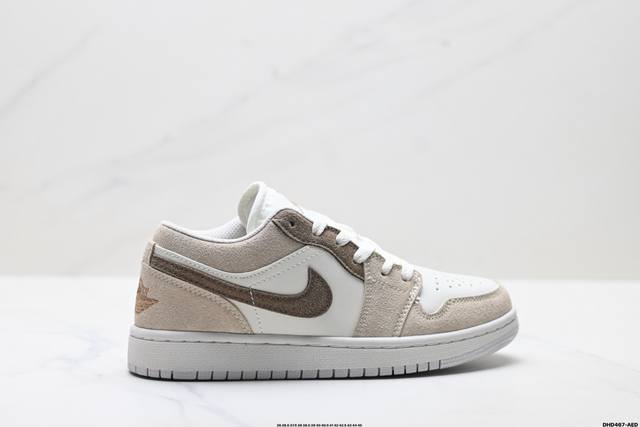 Authentic Nike Air Jordan 1 Low AJ1 Low-top Casual Sneakers, Official Colorway