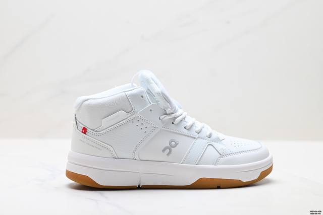 Company Grade On The Roger Clubhouse Comfortable, Breathable, Anti-slip, Shock-