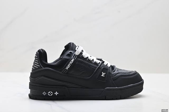 Authentic Louis Vuitton Trainer Sneaker Low, Brand New, Casual Sportswear, Versa
