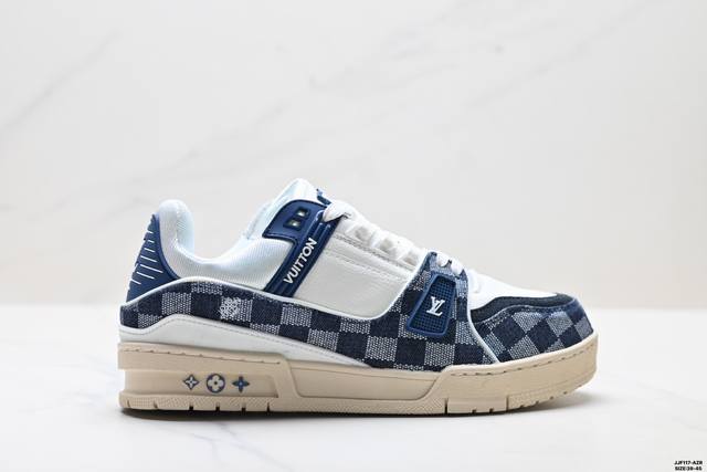Authentic Louis Vuitton Trainer Sneaker Low, Brand New, Casual Sportswear, Versa