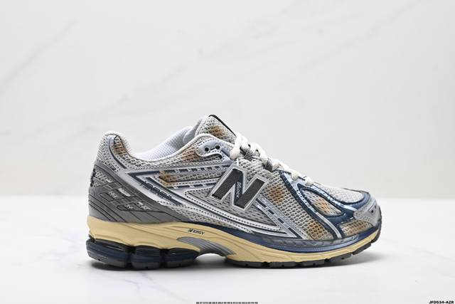 Company-grade New Balance M1906 series retro dad shoe. Superb retro elements, ex