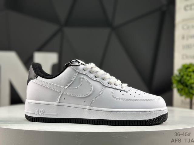 Nike Air Force 1 '07 Low, made with original last and cardboard, authentic Air