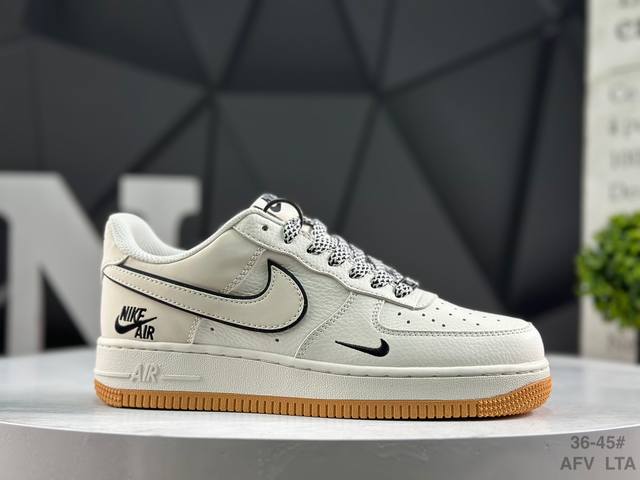 Nike Air Force 1 '07 Low, a low-top athletic and casual shoe. Features a comple