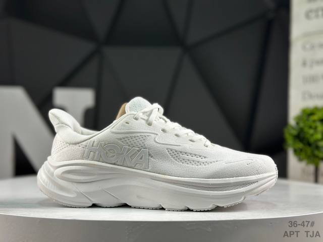 Hoka M Clifton 10 New Colorway. This brand comes from the Maori language of New