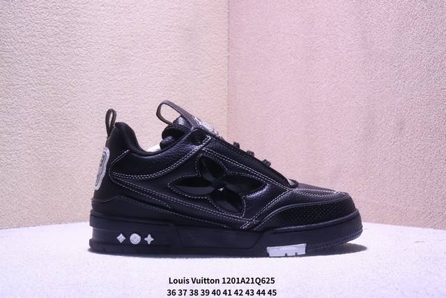 Louis Vuitton Trainer Sneaker. This low-top casual shoe features the Louis Vuitt