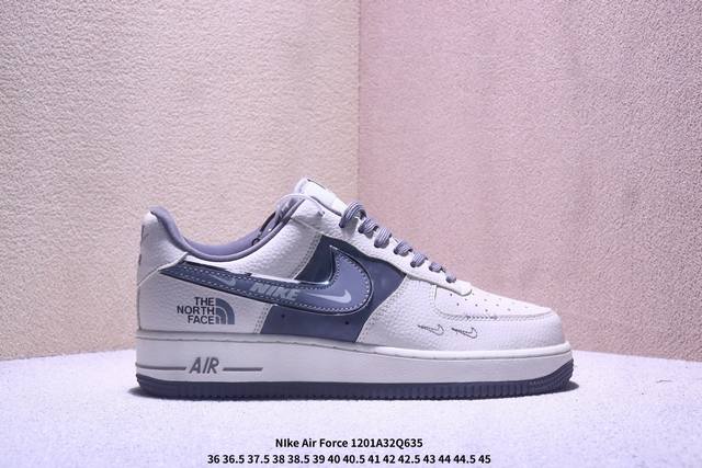 Limited Release of Overseas Hot Item! Nike SB Dunk Low "The North Face Collabor