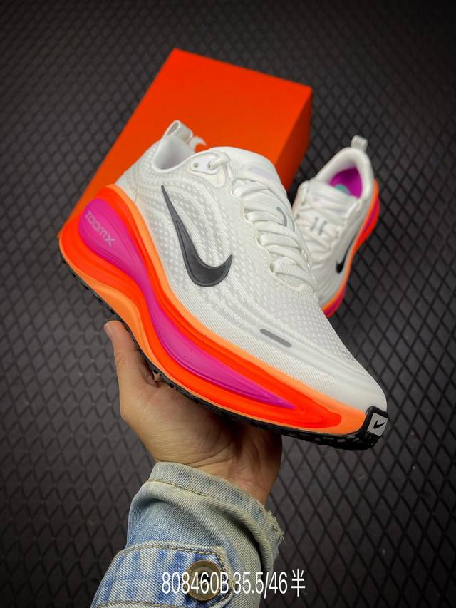 B Company Grade Nike Vomero Plus Comfortable, Shock-Absorbing, Anti-Slip Low-Top