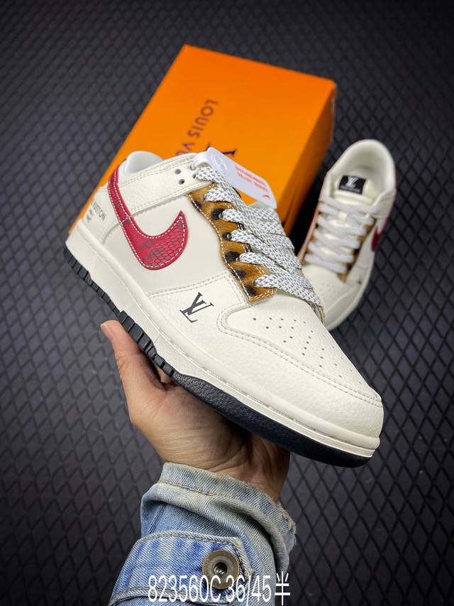 C Limited Overseas Release! Nike SB Dunk Low