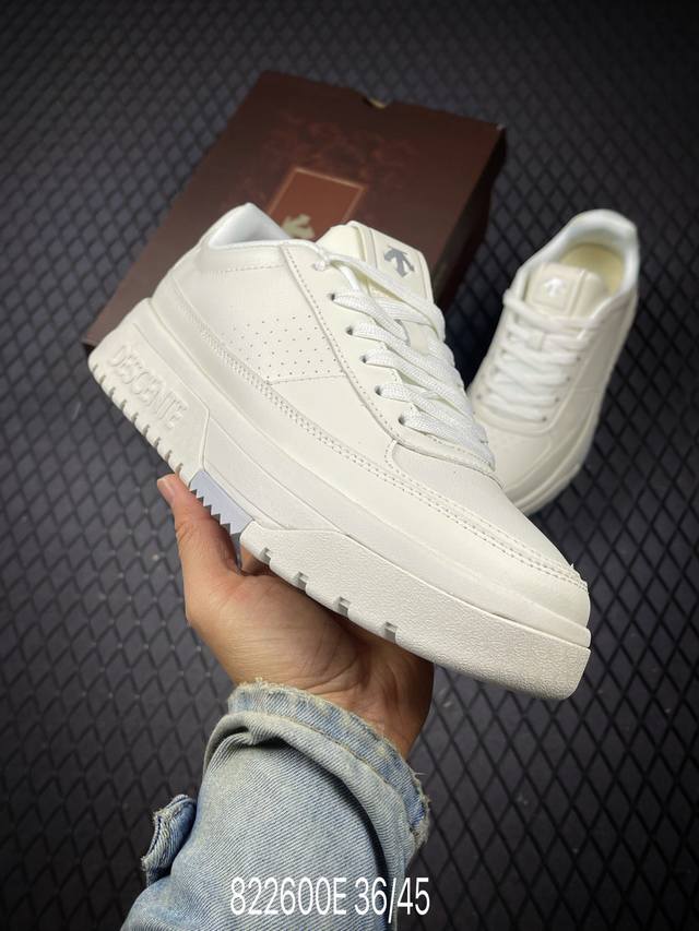 Company Grade Descente Edge Court Retro Lightweight Durable Low-Top Casual Shoe