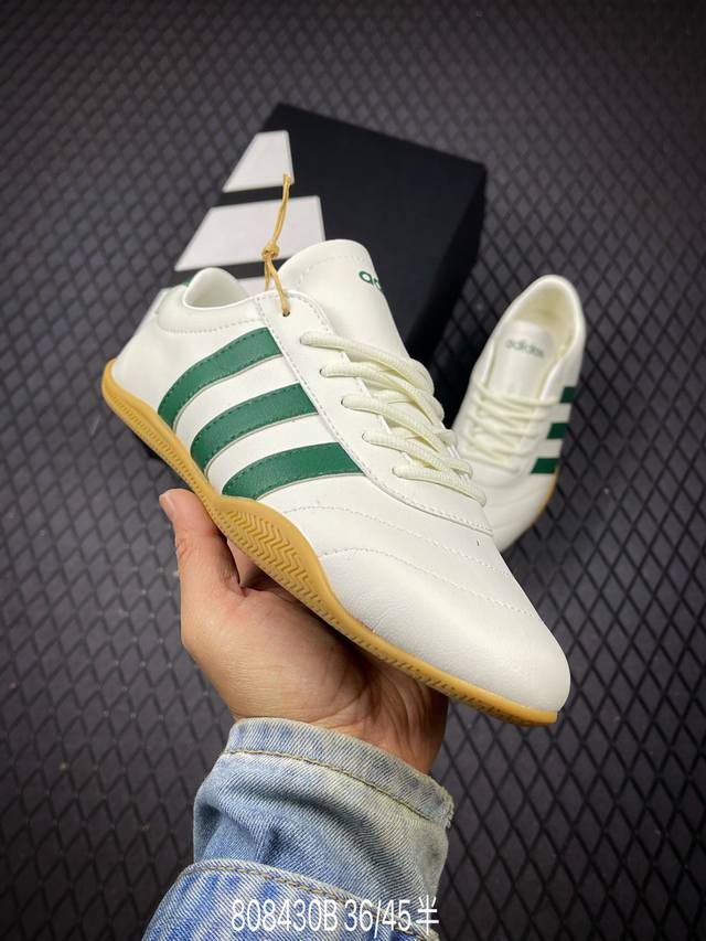 B Adidas Grand Court Comfortable, Versatile, Stylish, and Simple Low-Top Tennis