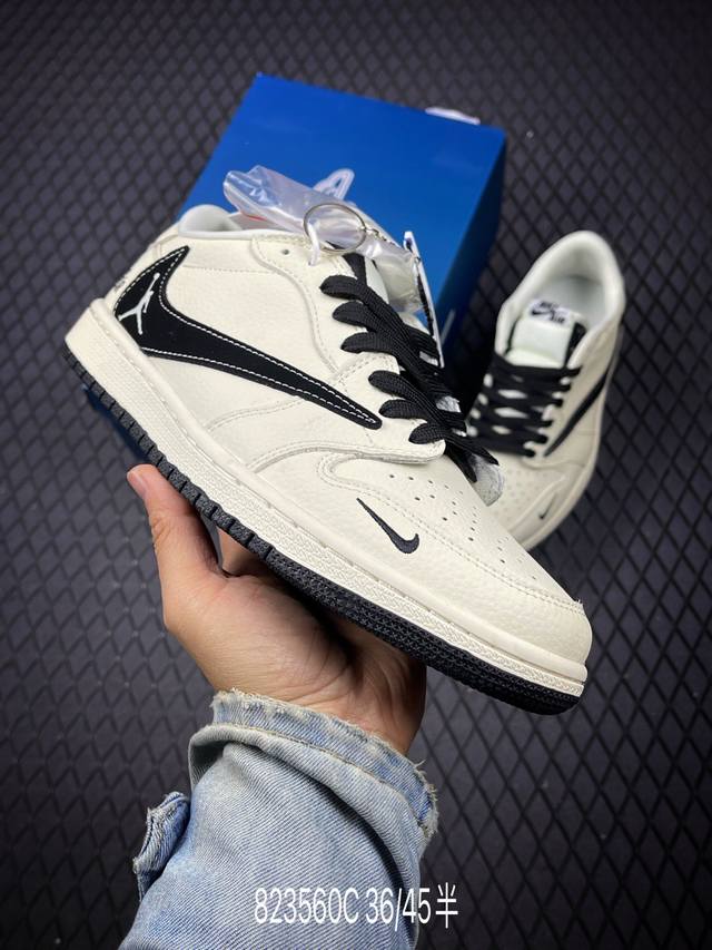 C Travis Scott X Air Jordan 1 Low, a collaboration between the Air Jordan 1 and
