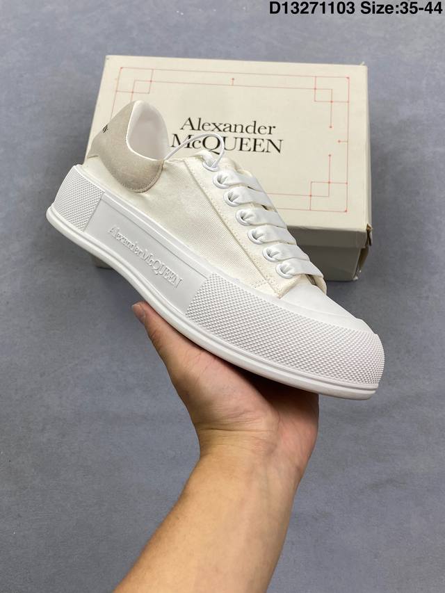 High Quality: Alexander McQueen Canvas Shoes, New Color, Platform Canvas Shoes!