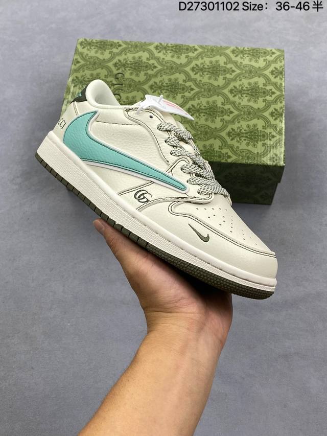 Fragment X Travis Scott X Stuart Air Jordan 1 Low Three-Way Collaboration Revers