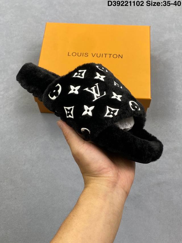 Lv Louis Vuitton Fuzzy Series Plush Retro Flat Open-Toe Winter Slippers Cashmere