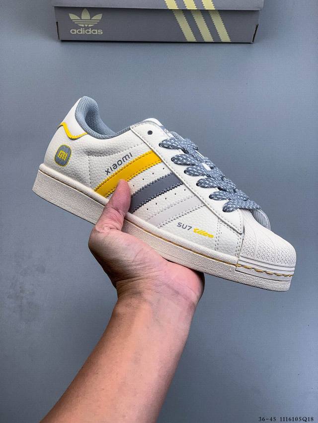 Company Grade! Adidas Superstar Shell Toe Classic Versatile Casual Sneakers 1116