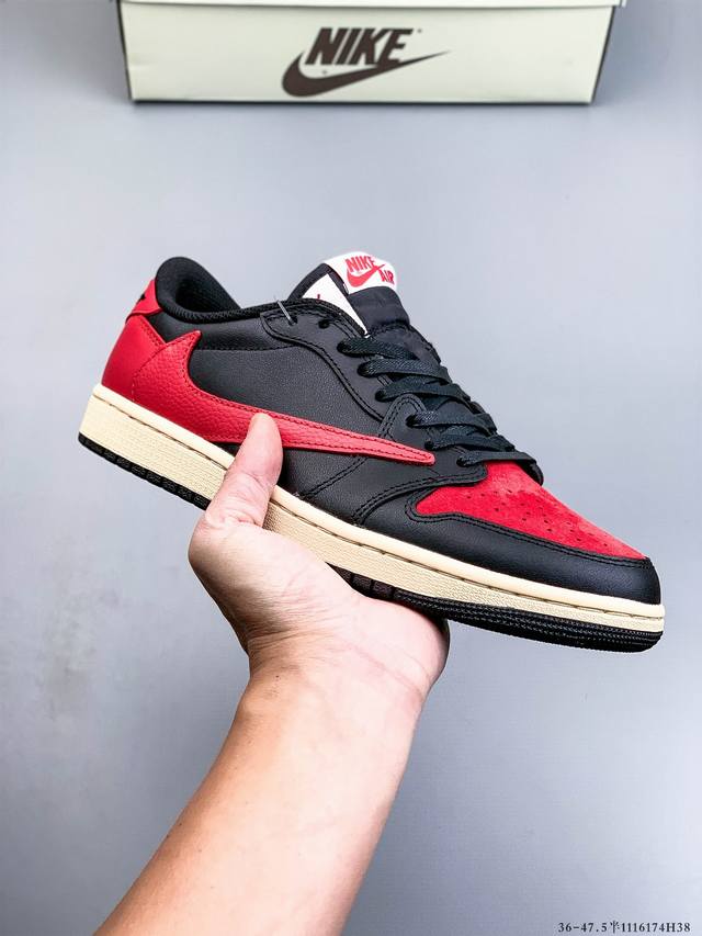 Nike Air Jordan 1 Low AJ1, a trendy and casual sneaker. Perfectly crafted AJ1 l
