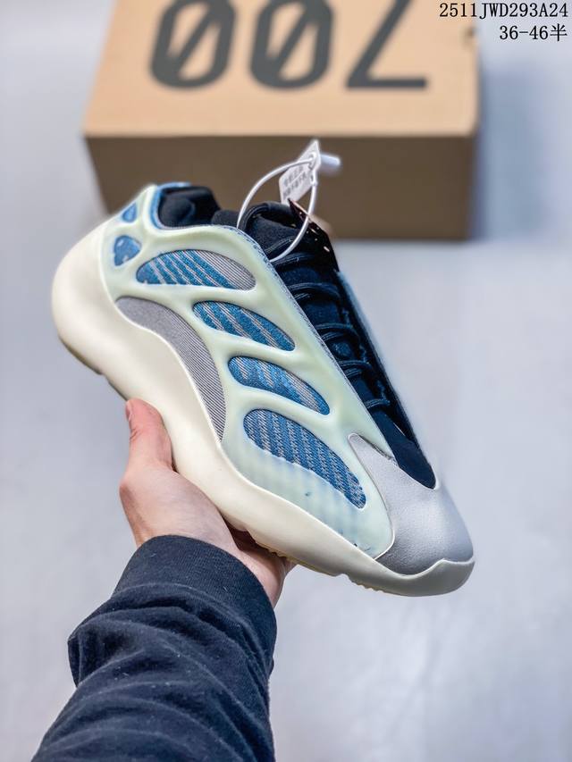 Adidas Kanye West X Adidas Yeezy Boost Foam Runner 700 V3 "Azael" Yeezy 700 V3