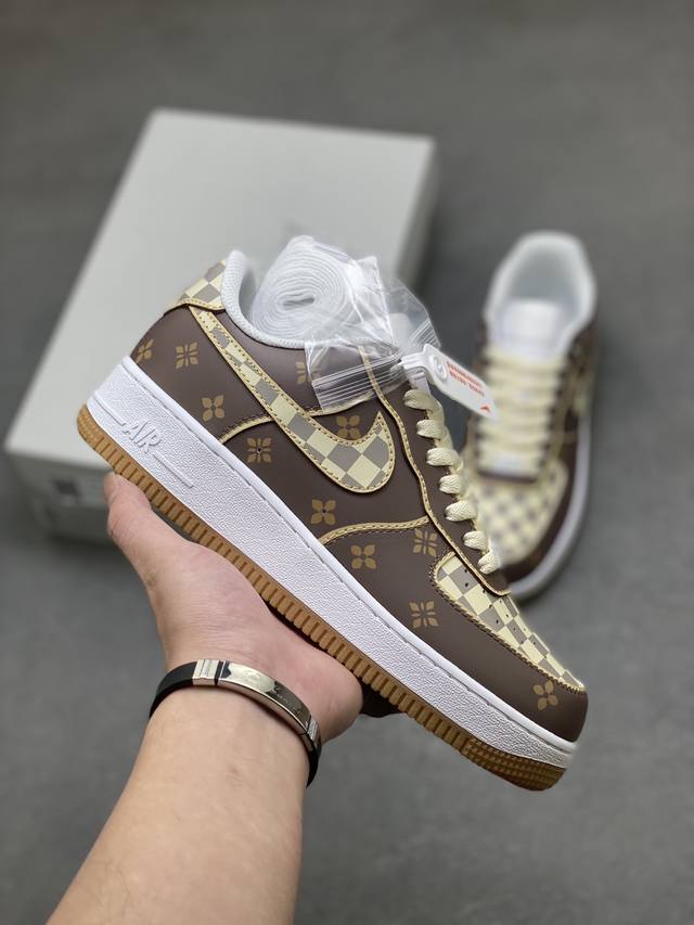 Nike Air Force 1 Low, low-top athletic and casual sneakers, made with original l