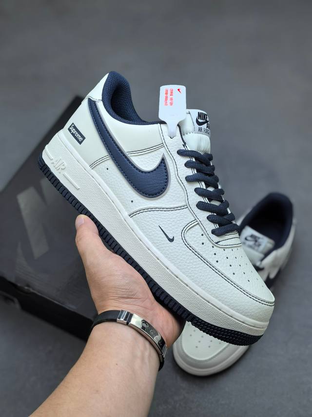 Nike Air Force 1 Low Authentic Air Force fit, made with original last and cardbo