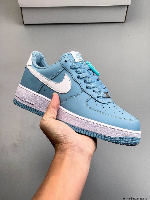 Original last data paper version, made with hard, high-quality leather upper, a