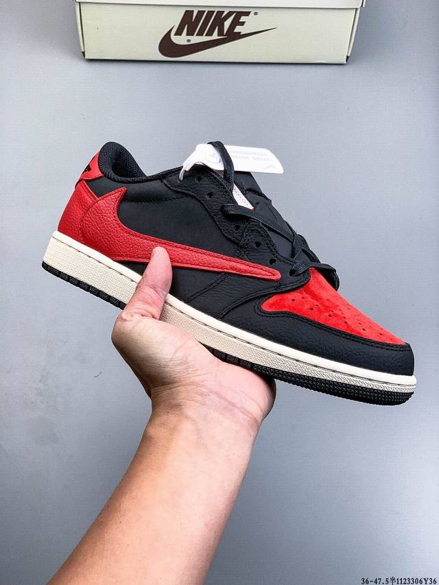 Nike Air Jordan 1 Low AJ1, a trendy and casual sneaker. Perfectly crafted AJ1 l