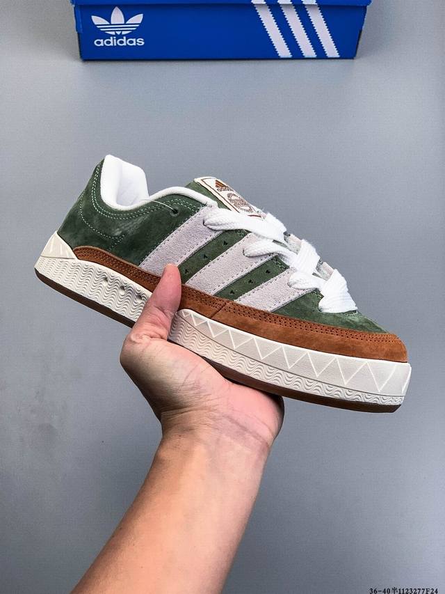 Featuring a color-fixed suede leather upper and a durable rubber outsole, the s