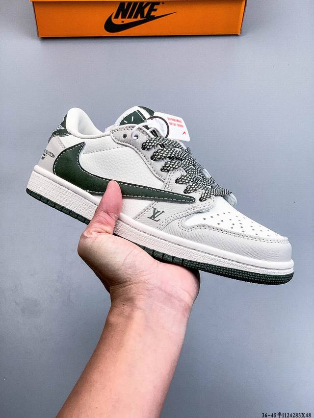 Nike Air Jordan 1 Low AJ1, a trendy and casual sneaker. Perfectly tailored AJ1