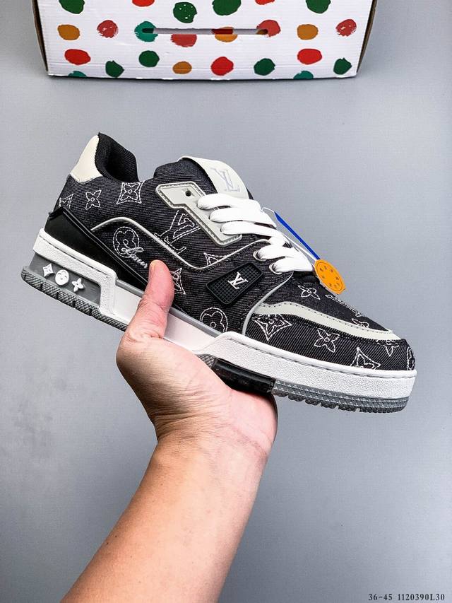 Louis Vuitton Lv Louis Vuitton sneakers These are the shoes that the "Sisters W