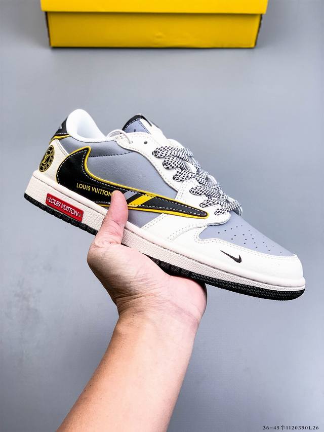 Nike Air Jordan 1 Low AJ1, a trendy and casual sneaker. Perfectly crafted AJ1 l