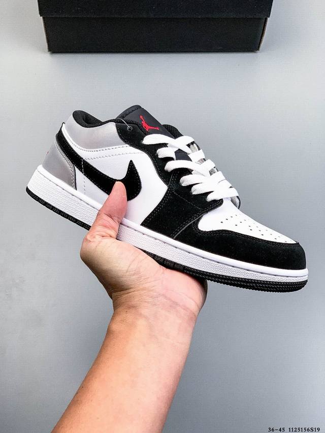 Nike Air Jordan 1 Mid AJ1 Jordan 1st Generation Mid-Top Classic Retro Culture C