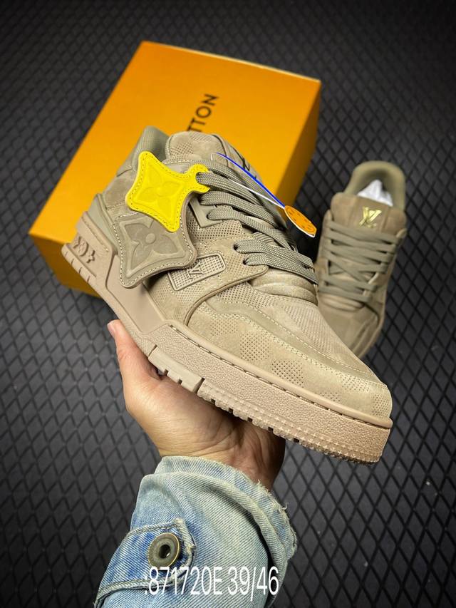 E Lv Trainer Series High-End Sports Shoes New Chip-Powered Must-Have Item for Tr