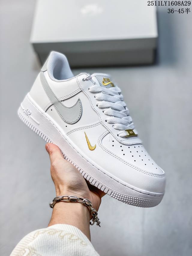 Long-term restock Nike Air Force 1 Low, G-Dragon style, white and black, low-top