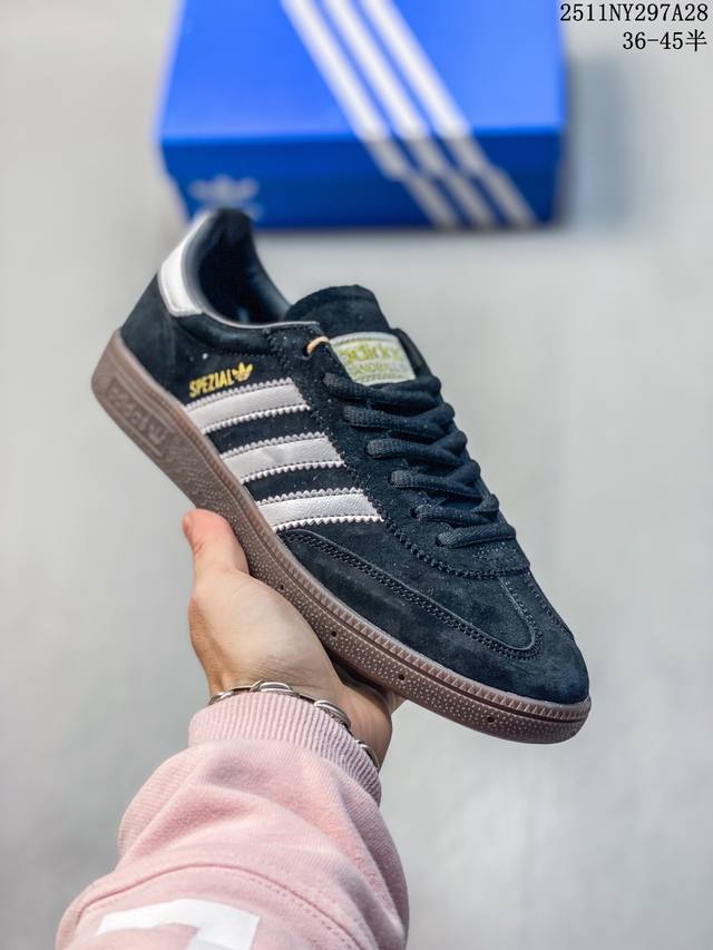Authentic label with half sizes: Adidas Handball Spezial Trefoil retro casual s