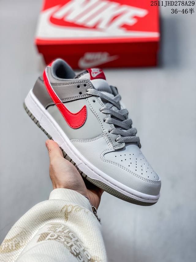 Nike Dunk Low Retro Color: Night Silver University Red Argent De Nuit Style Code