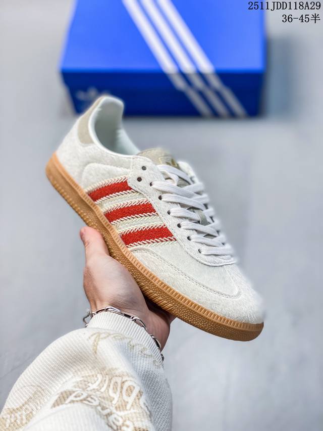 Authentic label with half sizes: Adidas Handball Spezial Trefoil retro casual s