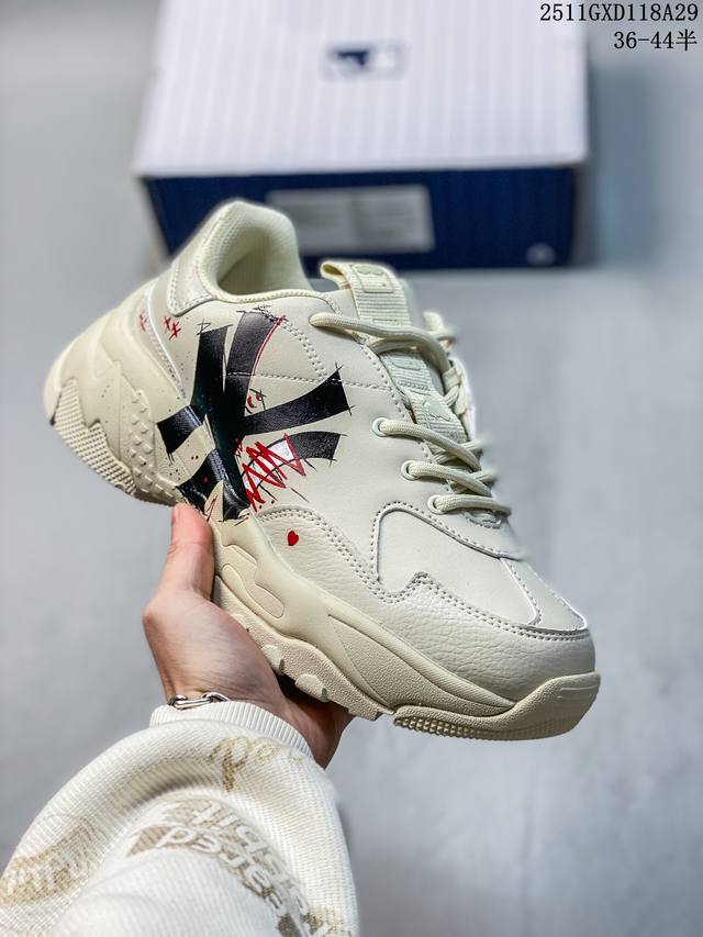 Mlb Chunky Liner New York Yankees Custom Colorway The Chunky Liner series, a low