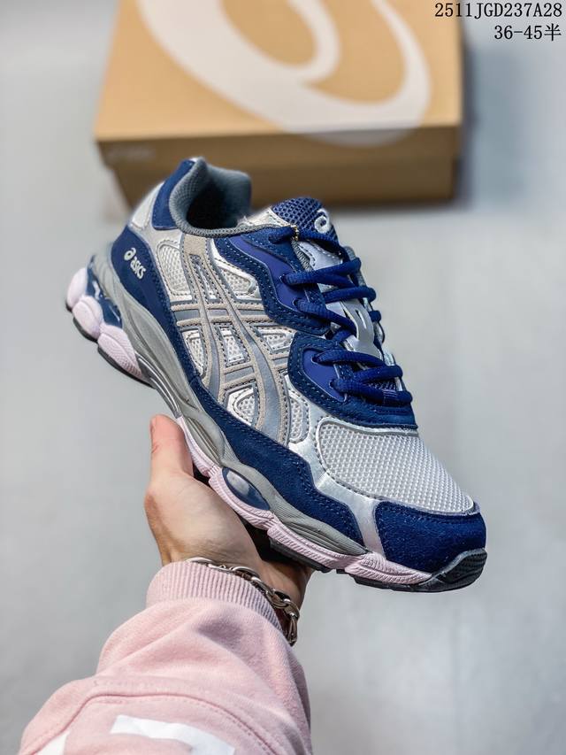 Authentic Asics Gel-Nyc. Breathable mesh upper with some synthetic leather accen