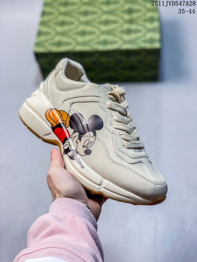 Premium Gucci Little Red Book Hot Selling Celebrity Style New Fashionable and Ve