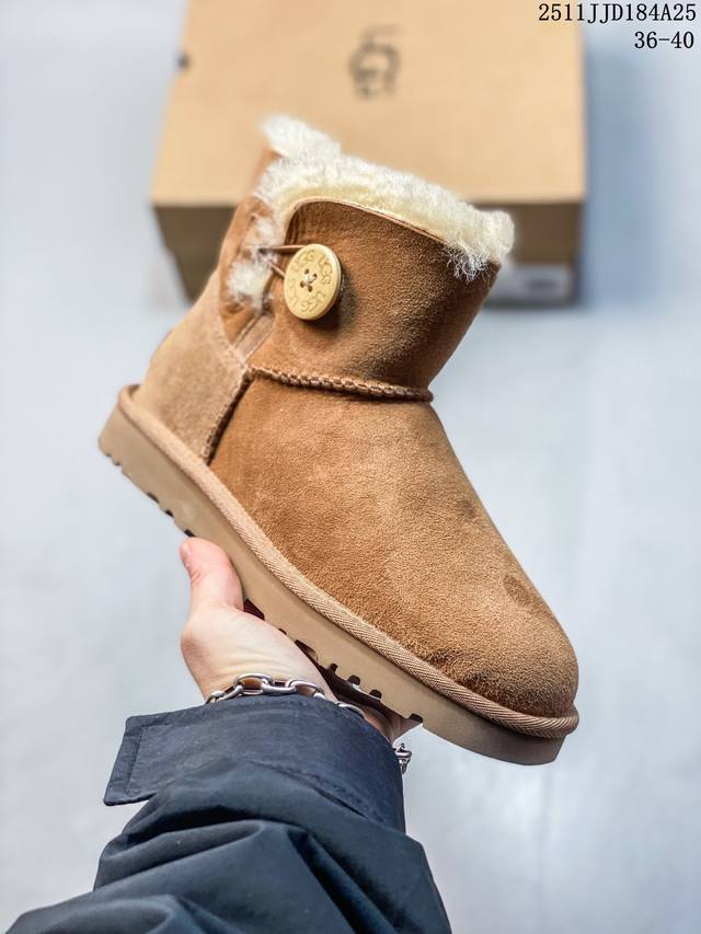 Ugg Women's Snow Boots, Short Boots, Leather and Fur Integrated, New Year's Styl