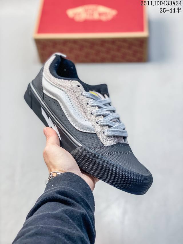 Vans Lightning Collaboration Grey Bread Shoes are here! Vans Knu Skool New Light