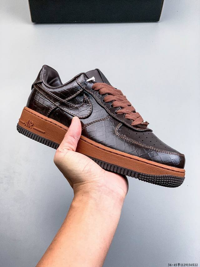 Authentic label on second-layer! Nike Air Force 1 Low, classic and versatile cas