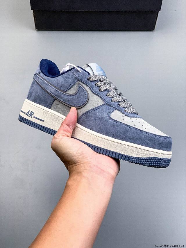 Original last data paper version, made with a hard, high-quality leather upper,