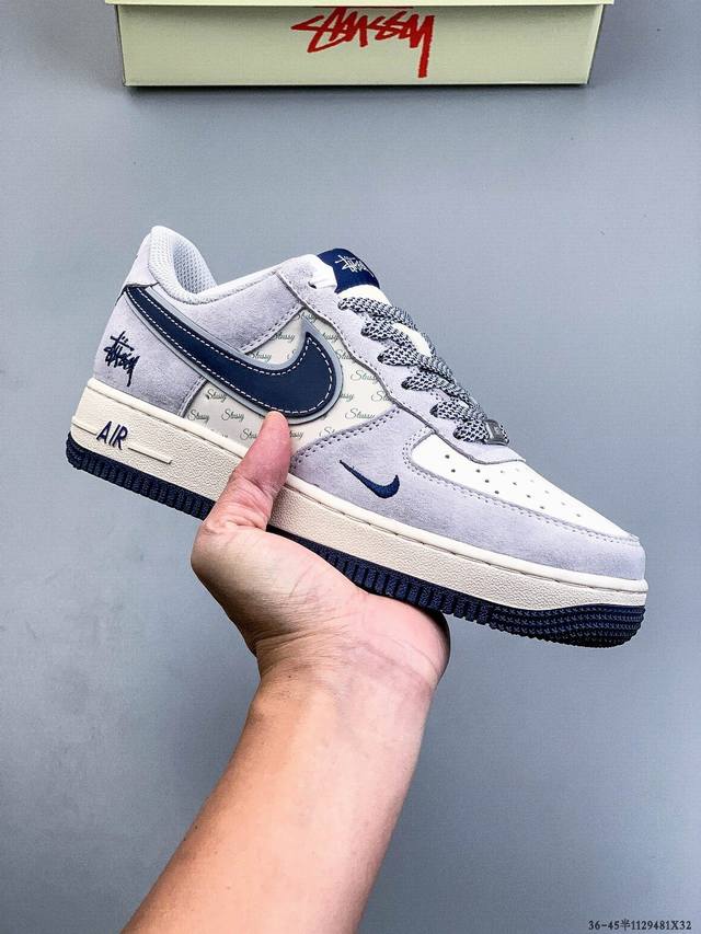 Original last data paper version, made with hard, high-quality leather upper, a