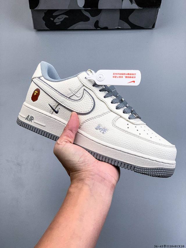 Original last data paper version, featuring a high-quality, durable leather upp