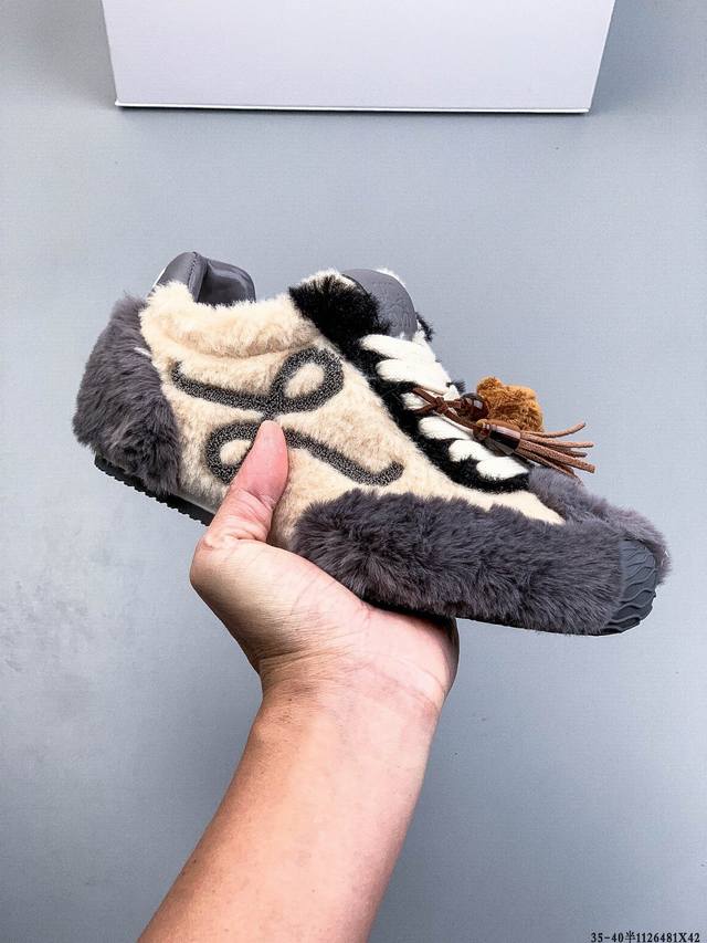 Loewe Ballet Runner 2.0 Calfskin Round Toe Lace-up Low-Top Casual Shoes. The new