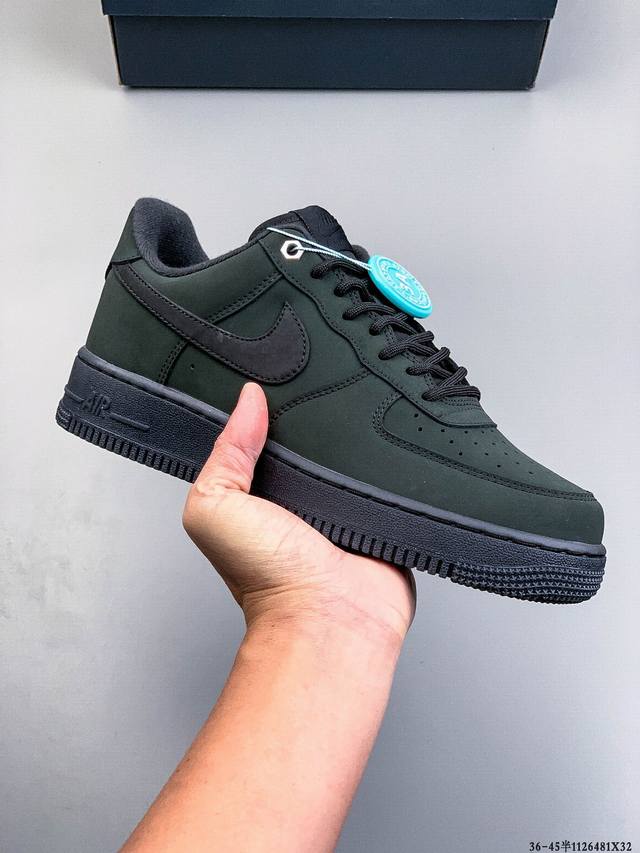 Original last data paper version, made with hard, high-quality leather upper, a