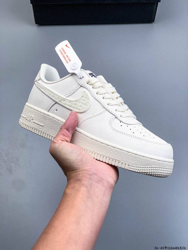 Original last data paper version, made with hard, high-quality leather upper, a