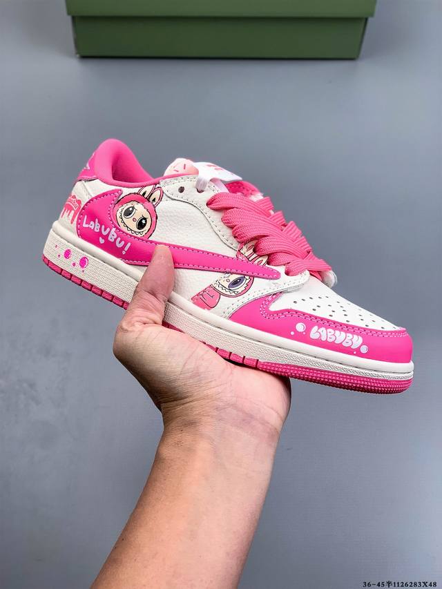 Nike Air Jordan 1 Low AJ1, a trendy and casual sneaker. Perfectly crafted AJ1 l